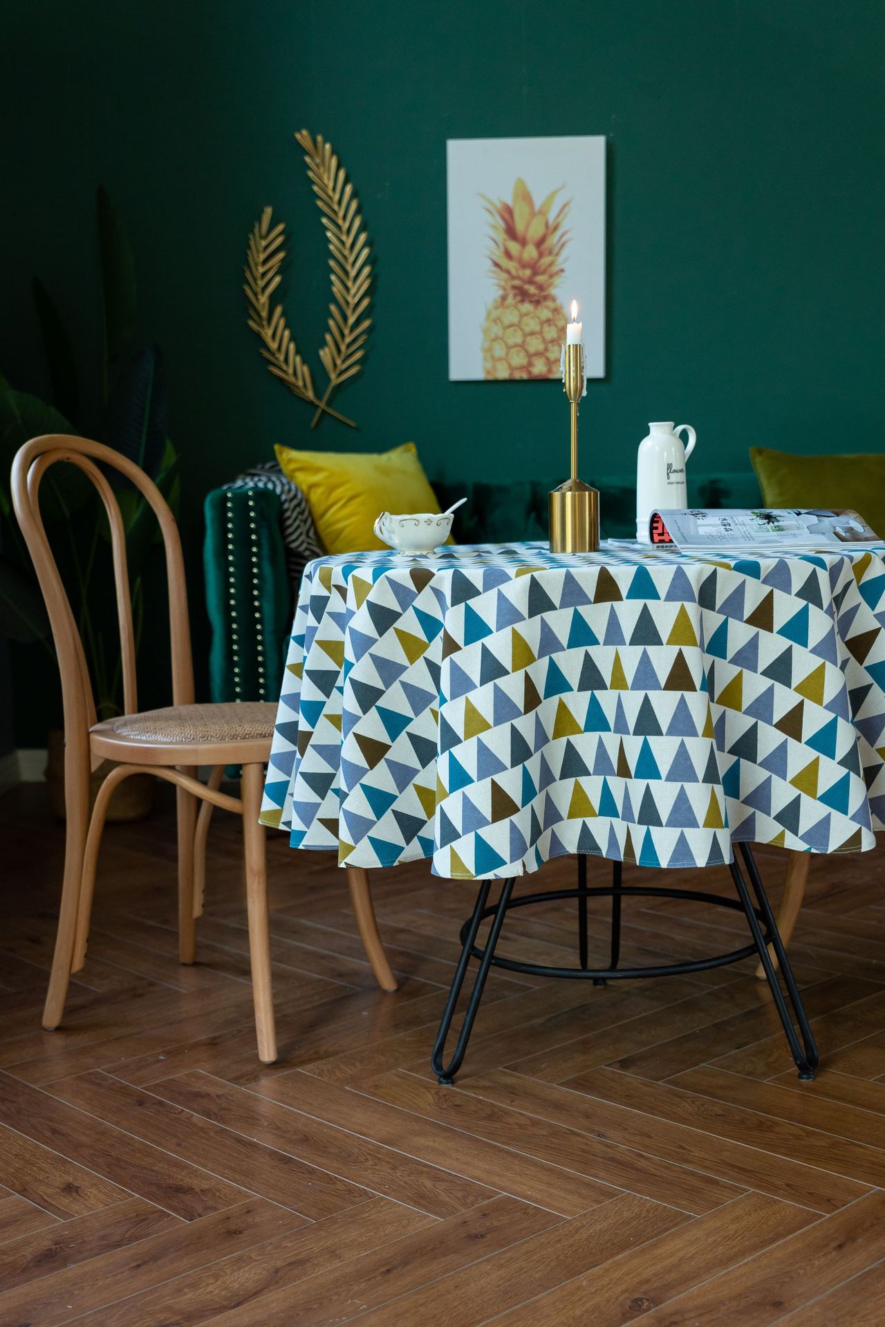 Cotton and Linen Round Tablecloth Ⅲ